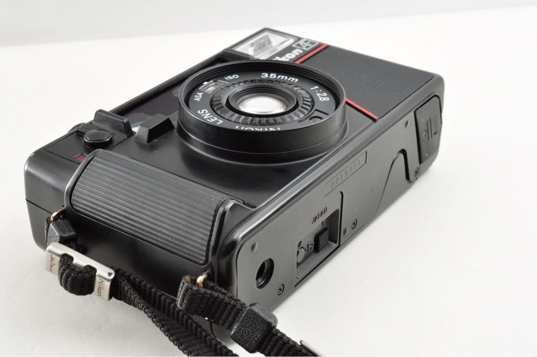 美品⭐︎動作確認済　Nikon ニコン L35AF 初代ピカイチ フィルムカメラ