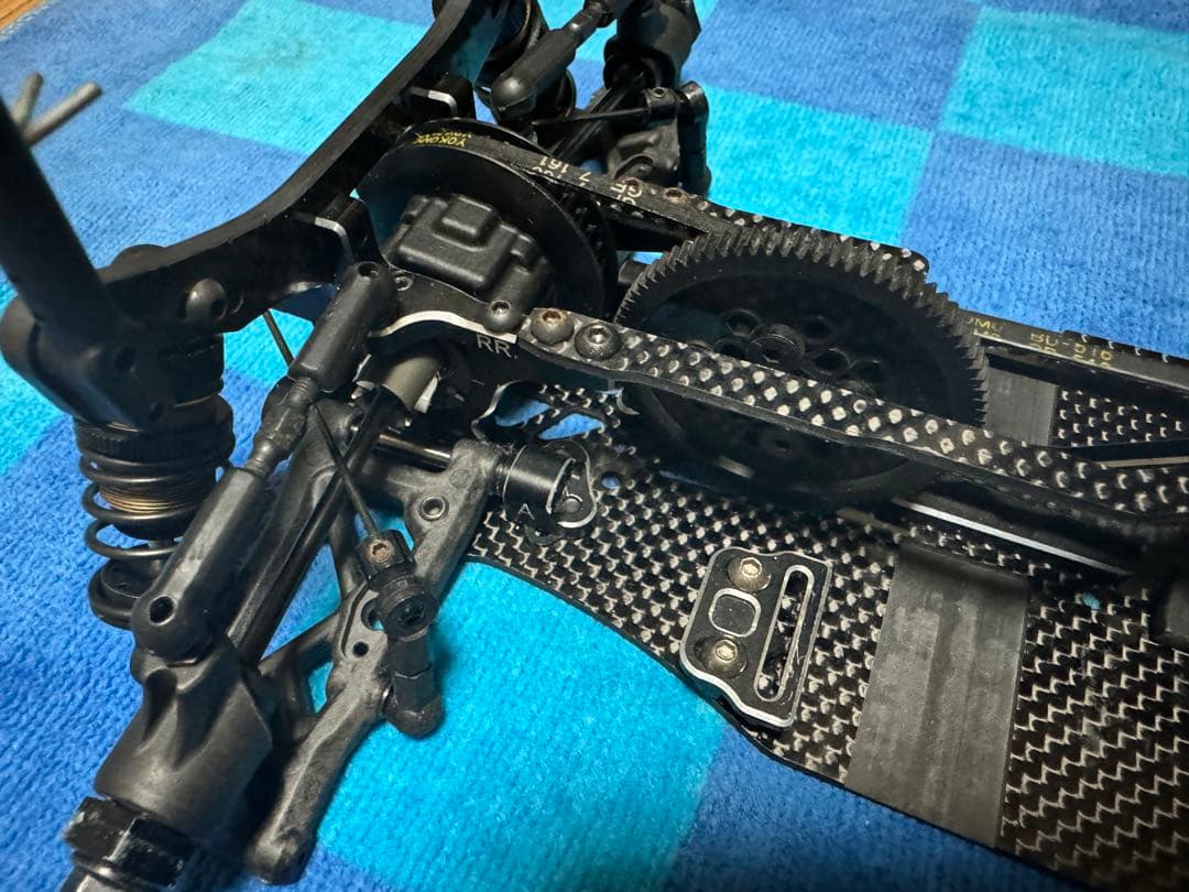 ヨコモBD8シャーシ、おまけ沢山