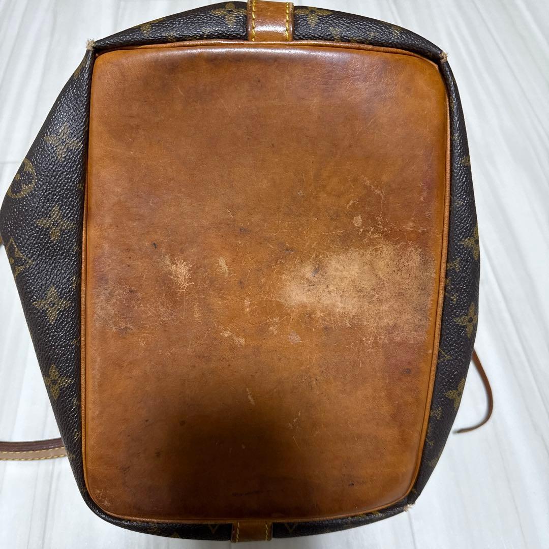 ルイヴィトン　巾着バッグ