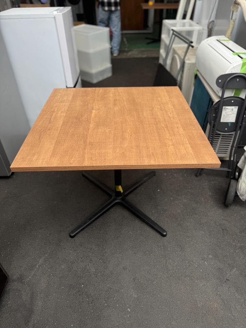 (nana8751 )ITOKI 四角形テーブル