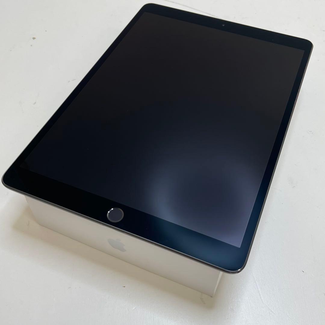 iPad Air 第3世代 64Gb Wi-Fi + Cellular 92%