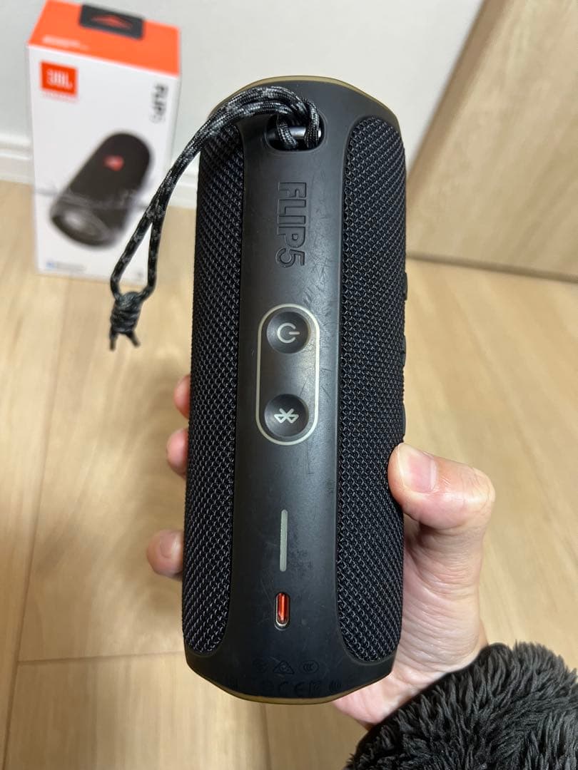 【極美品】JBL FLIP5 ブラック 防水 ワイヤレススピーカー