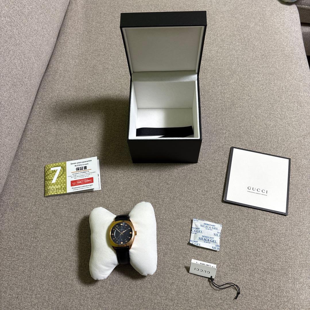GUCCI ブラック ゴールド 時計 ボックス付き　非稼働品