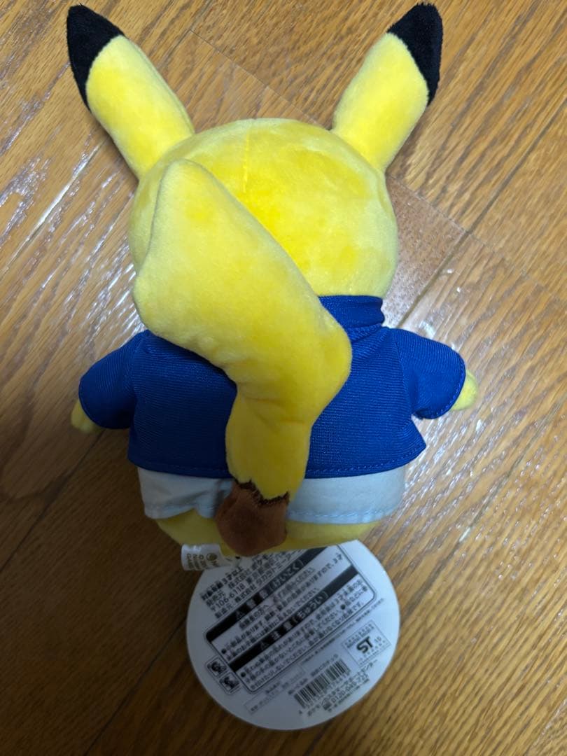 ポケモンストア大分　ピカチュウ　ぬいぐるみ