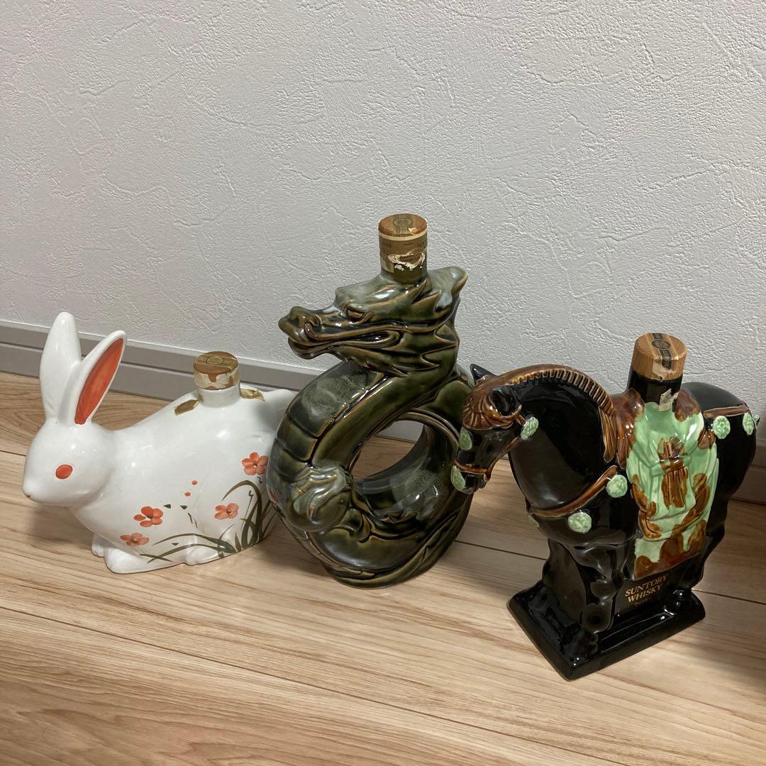 空き瓶　ウイスキー サントリー オールド 干支ボトル 陶器 開栓済　3個　シート