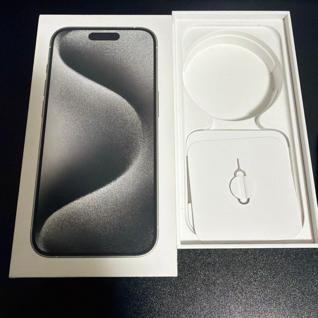 iPhone15 Pro 本体 256GB