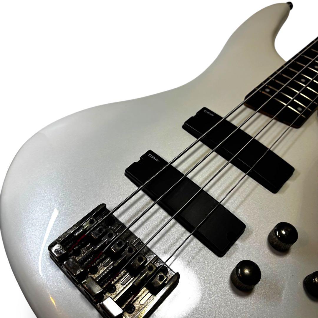 【良品】アイバニーズ IBANEZ エレキベース SR300 ホワイト バンド