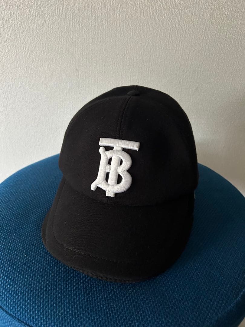 BURBERRY キャップ　厚手生地　フリーサイズ