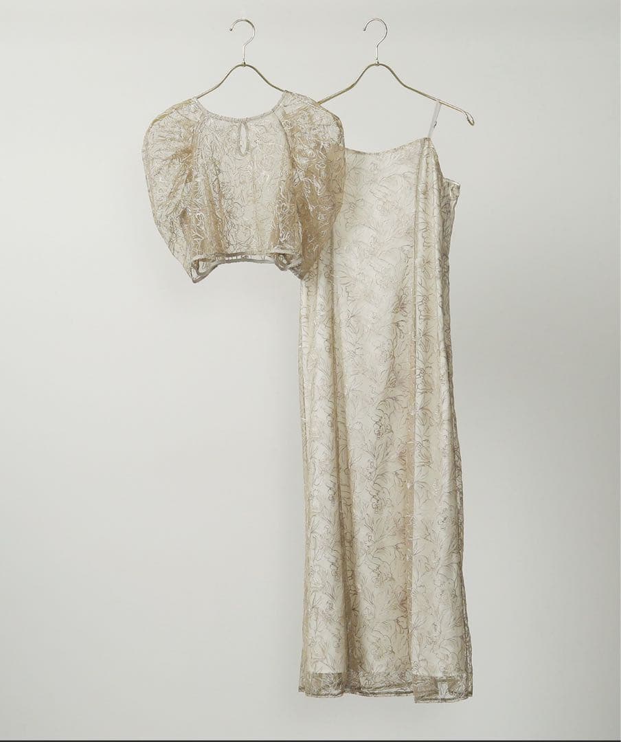 LE’RURE リルアー　刺繍レースレイヤードドレス　オケージョンドレス