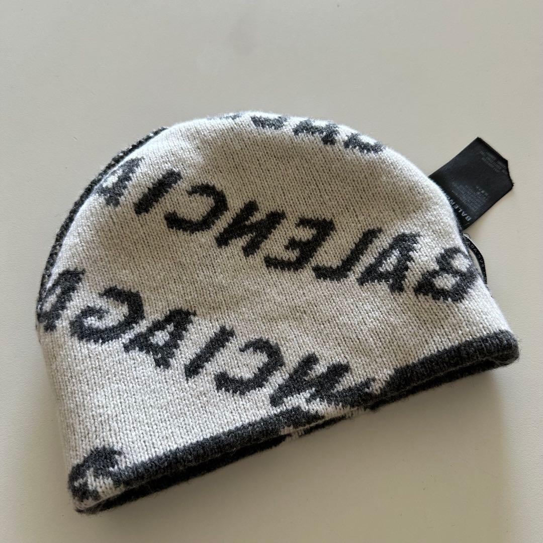 【新品未使用】バレンシアガ　ニット帽/ビーニー