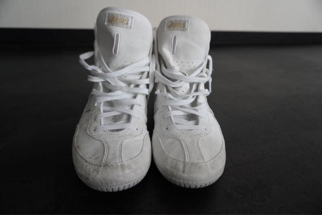 ボクシング用ホワイトハイカットシューズ