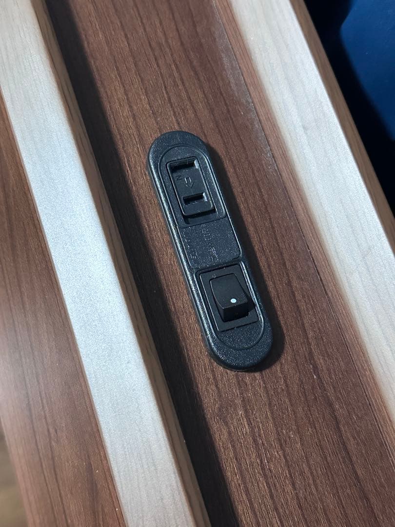 【お得】ベッドフレーム シングル ニューライトブラウン 宮 コンセント