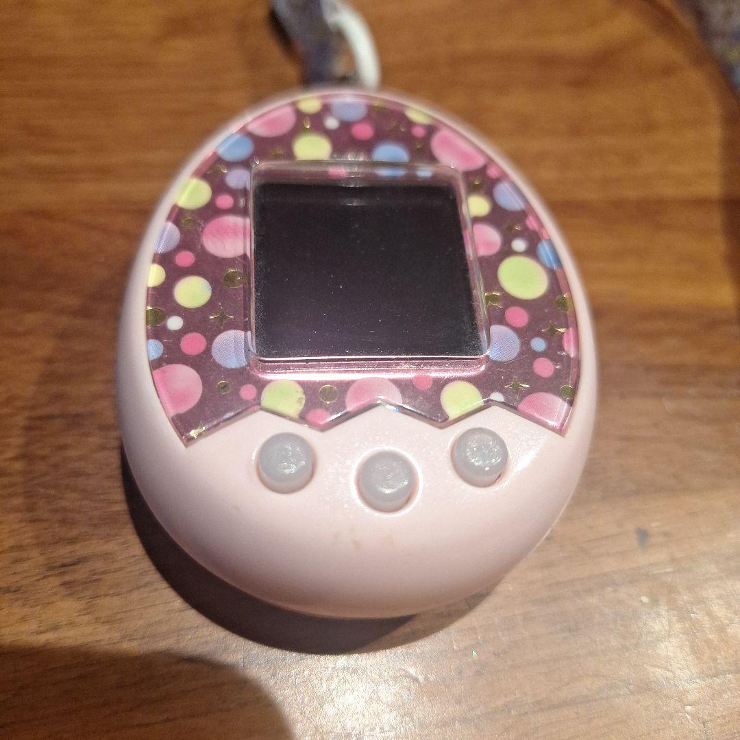 たまごっちおもちゃストラップ付き