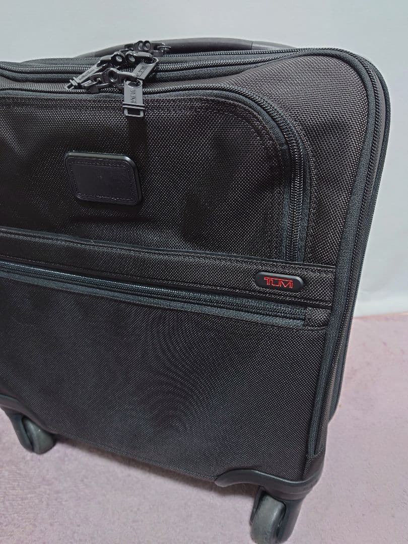 極美品✨TUMI トゥミ コンパクト 4ウィール ブリーフケース 機内持ち込み可