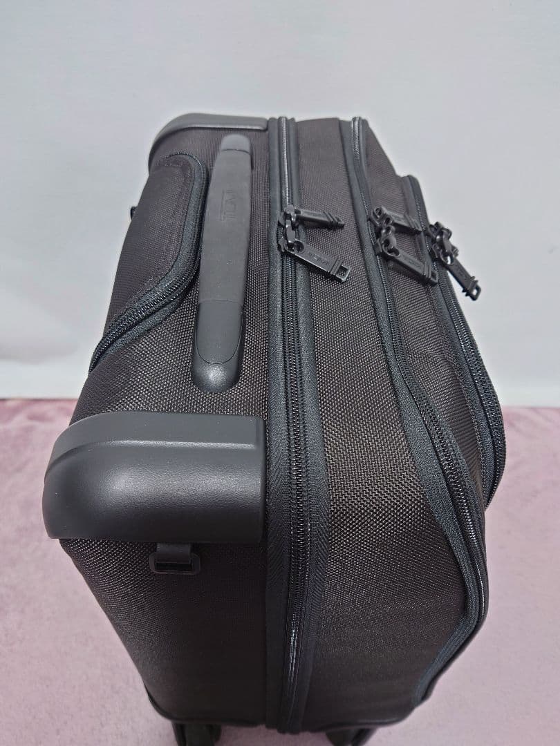 極美品✨TUMI トゥミ コンパクト 4ウィール ブリーフケース 機内持ち込み可