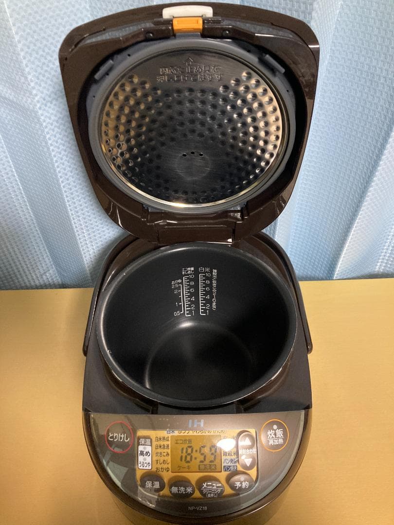 ★象印 IH炊飯ジャー 2019年製NP-VZ18 一升炊き　 極め炊き1,8L