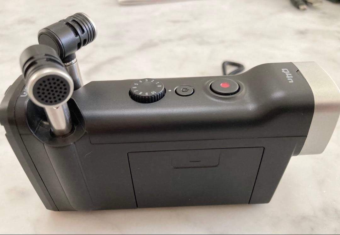 ZOOM Q4n ビデオカメラ レコーダー