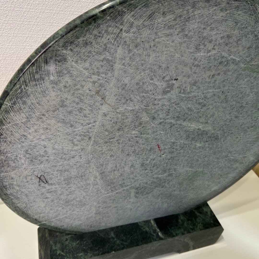 【高級美術品】大理石 影彫り 円形 石板画／白虎図 巨大サイズ 銘・台座付