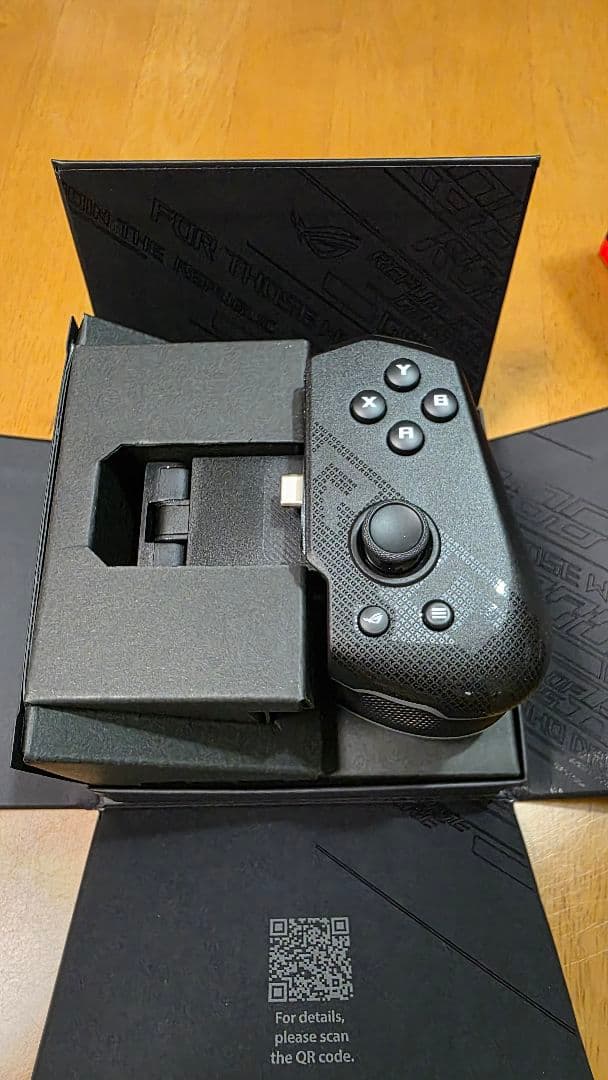 ASUS ROG TESSEN ゲームコントローラー