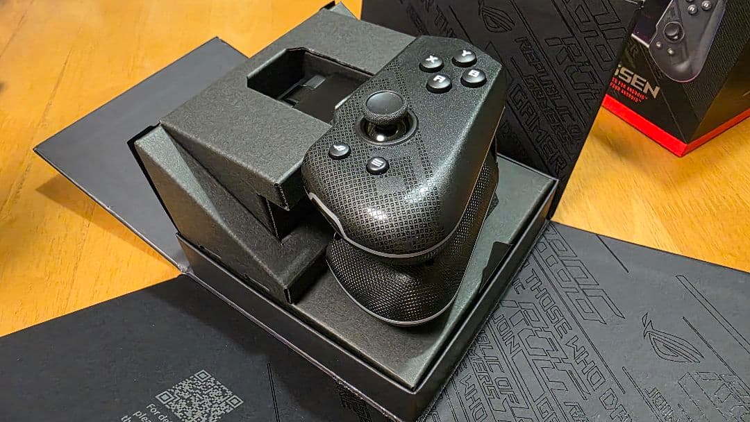 ASUS ROG TESSEN ゲームコントローラー