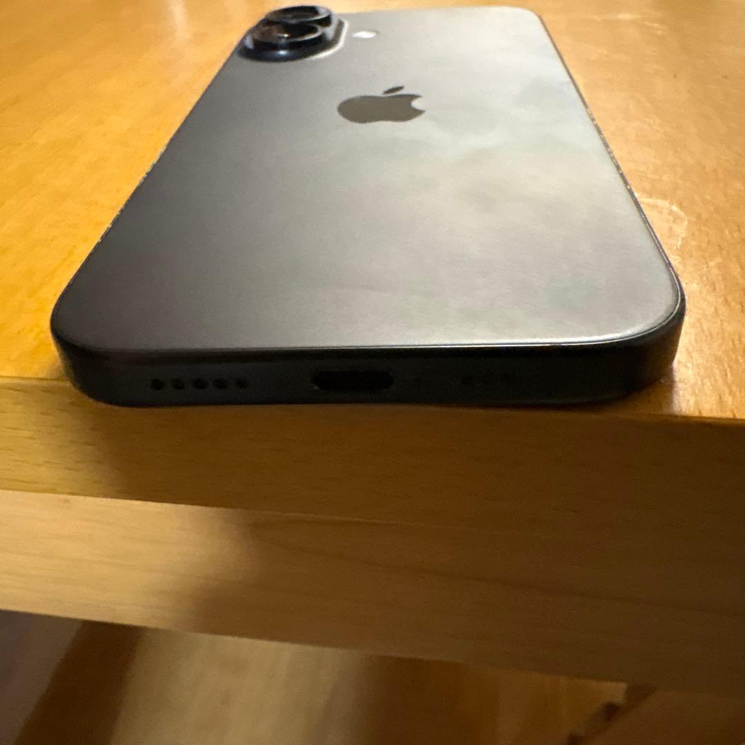 iPhone16 256GB ブラック 本体 充電ケーブル付き