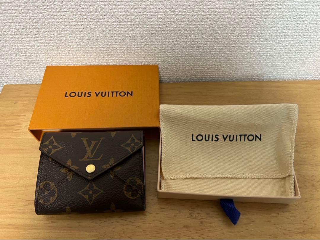 Louis Vuitton 三つ折り財布 ポルトフォイユ・セレスト