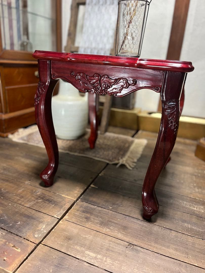 高級唐木家具　カリン材　サイドテーブル 飾り台 ナイトテーブルコンソールテーブル