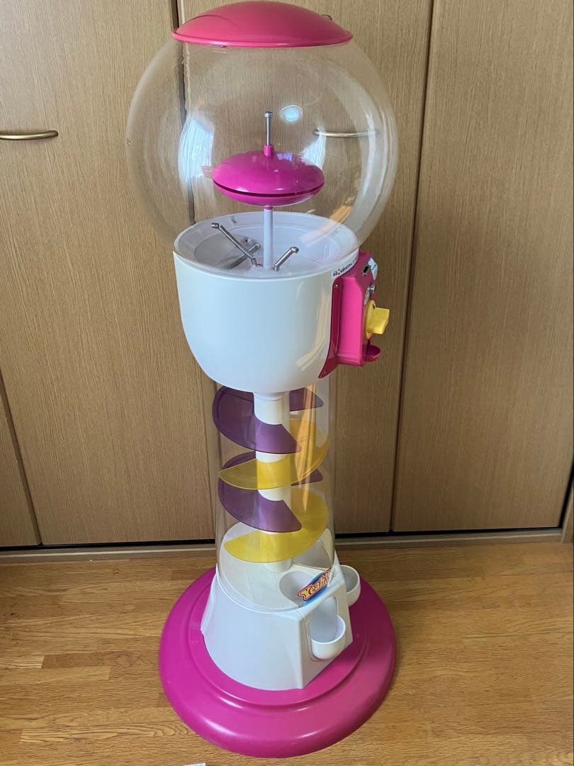 カプセルトイマシーン　ガチャガチャマシン　ガチャガチャ　自販機　ビーワン