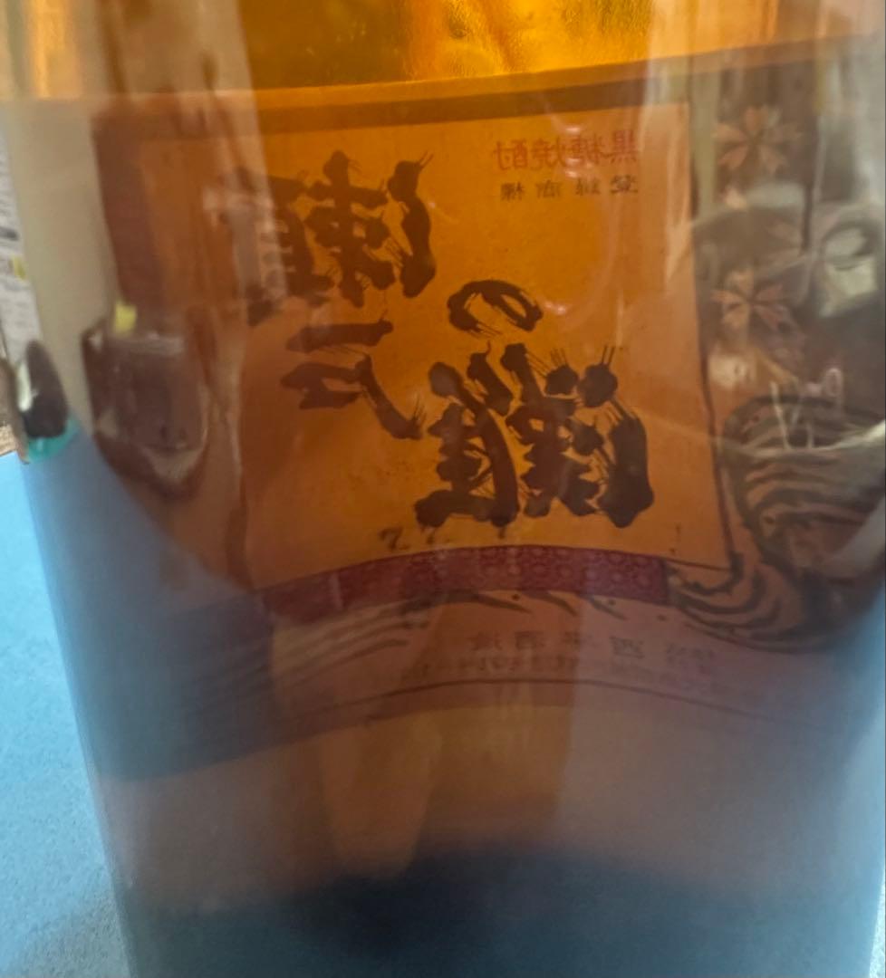 奄美⭐︎レアな黒糖焼酎⭐︎瀬戸の灘　30度 1.8L 焼酎　30年モノ