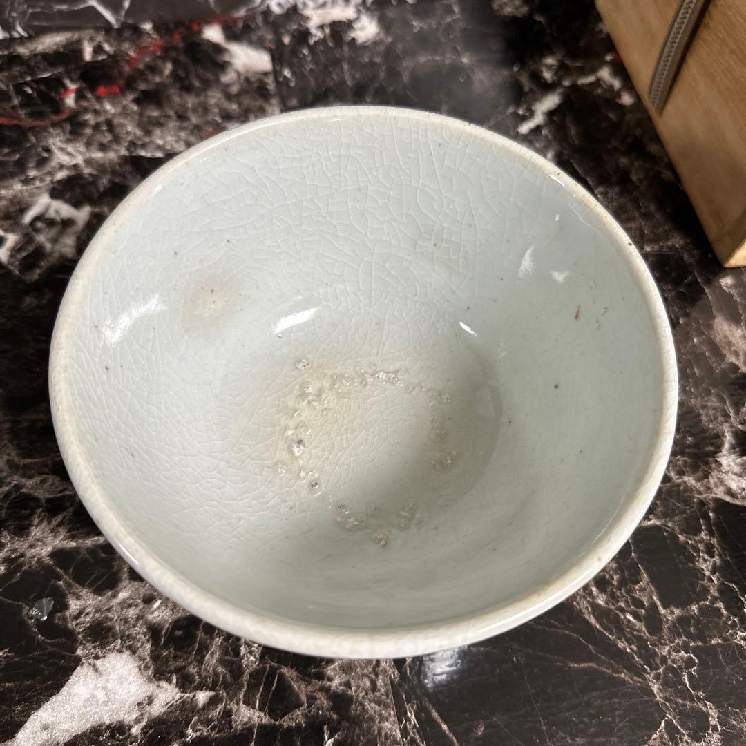 李朝、堅手、茶碗。箱。無傷。