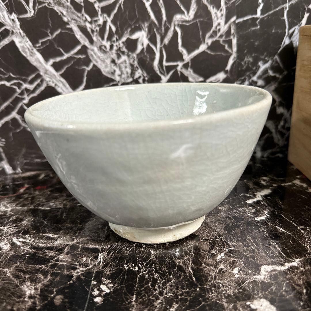 李朝、堅手、茶碗。箱。無傷。