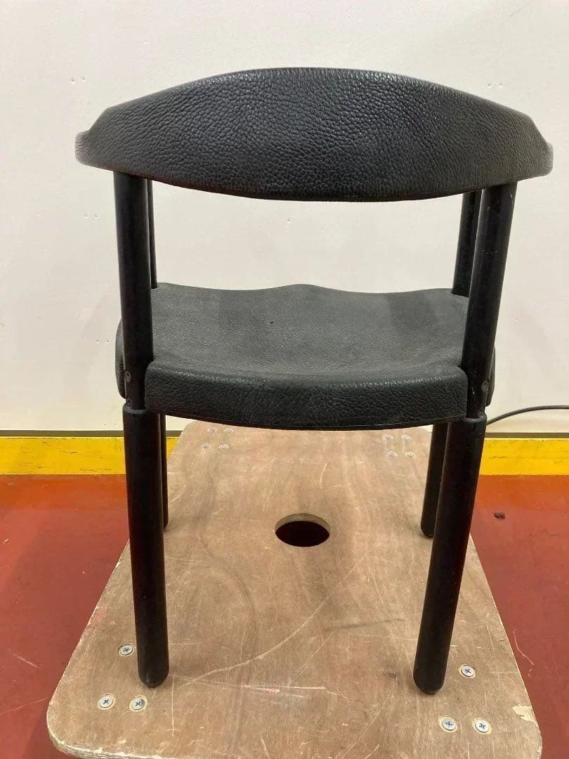 カッシーナ　レオナルドアームチェア