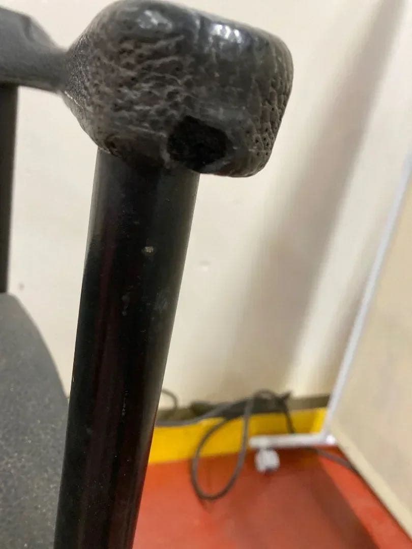 カッシーナ　レオナルドアームチェア