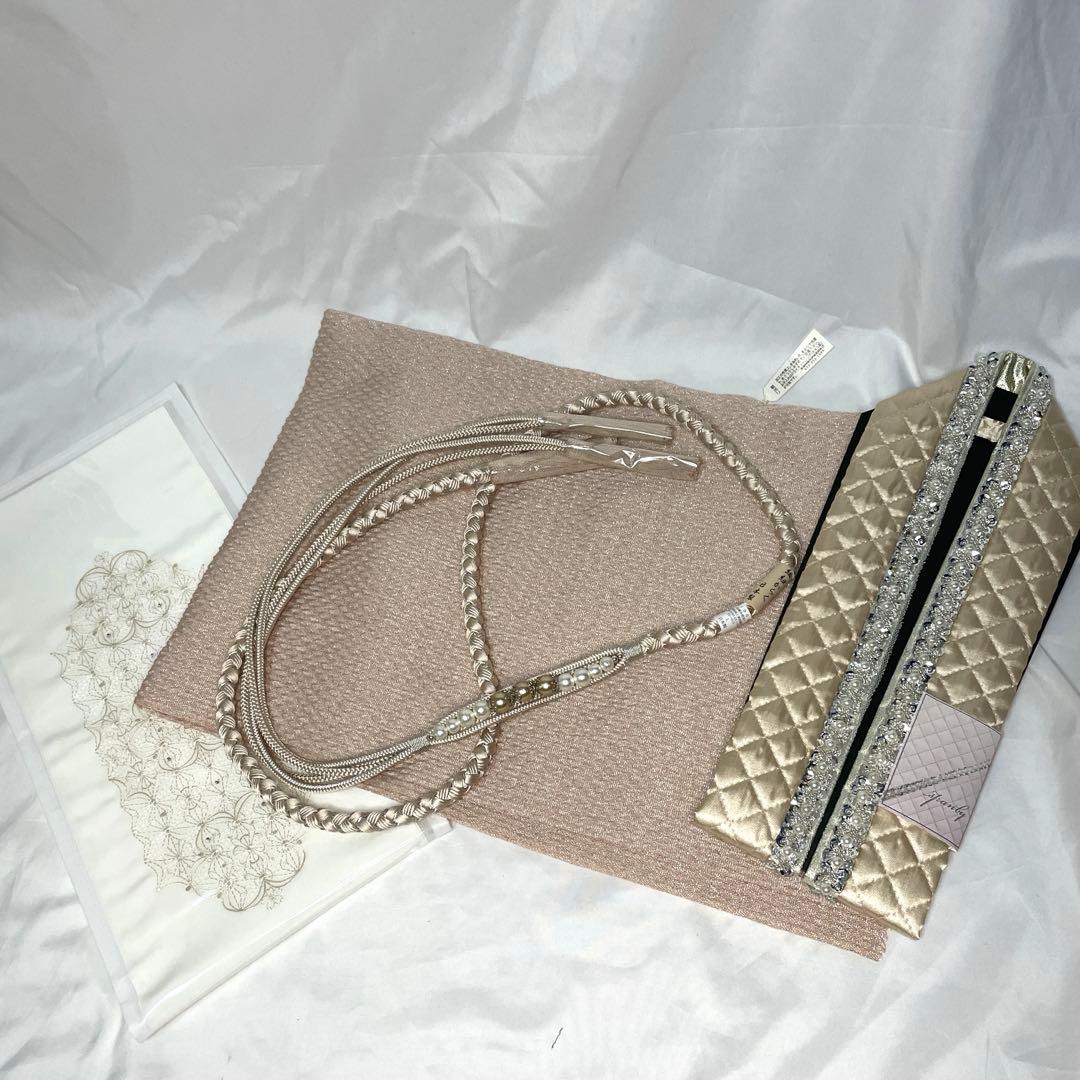 新品　振袖用　最新モデル　モカベージュ　帯締め　帯揚げ　半襟　重ね襟　成人式