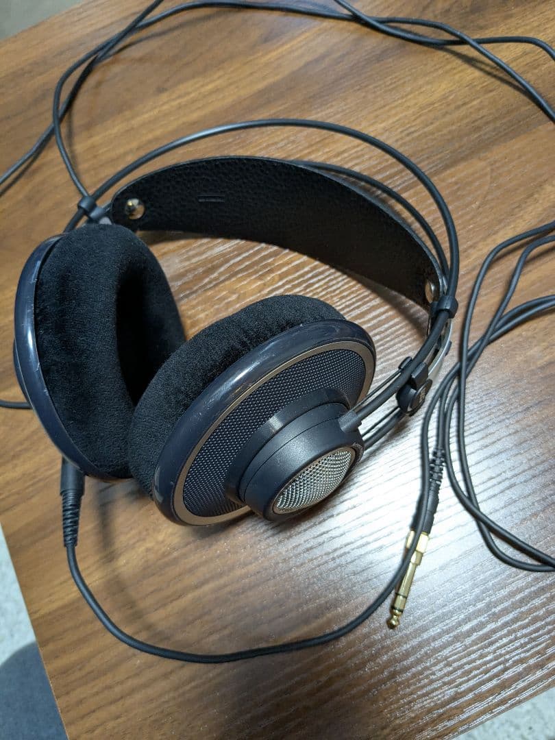 AKG K702　モニターヘッドホン