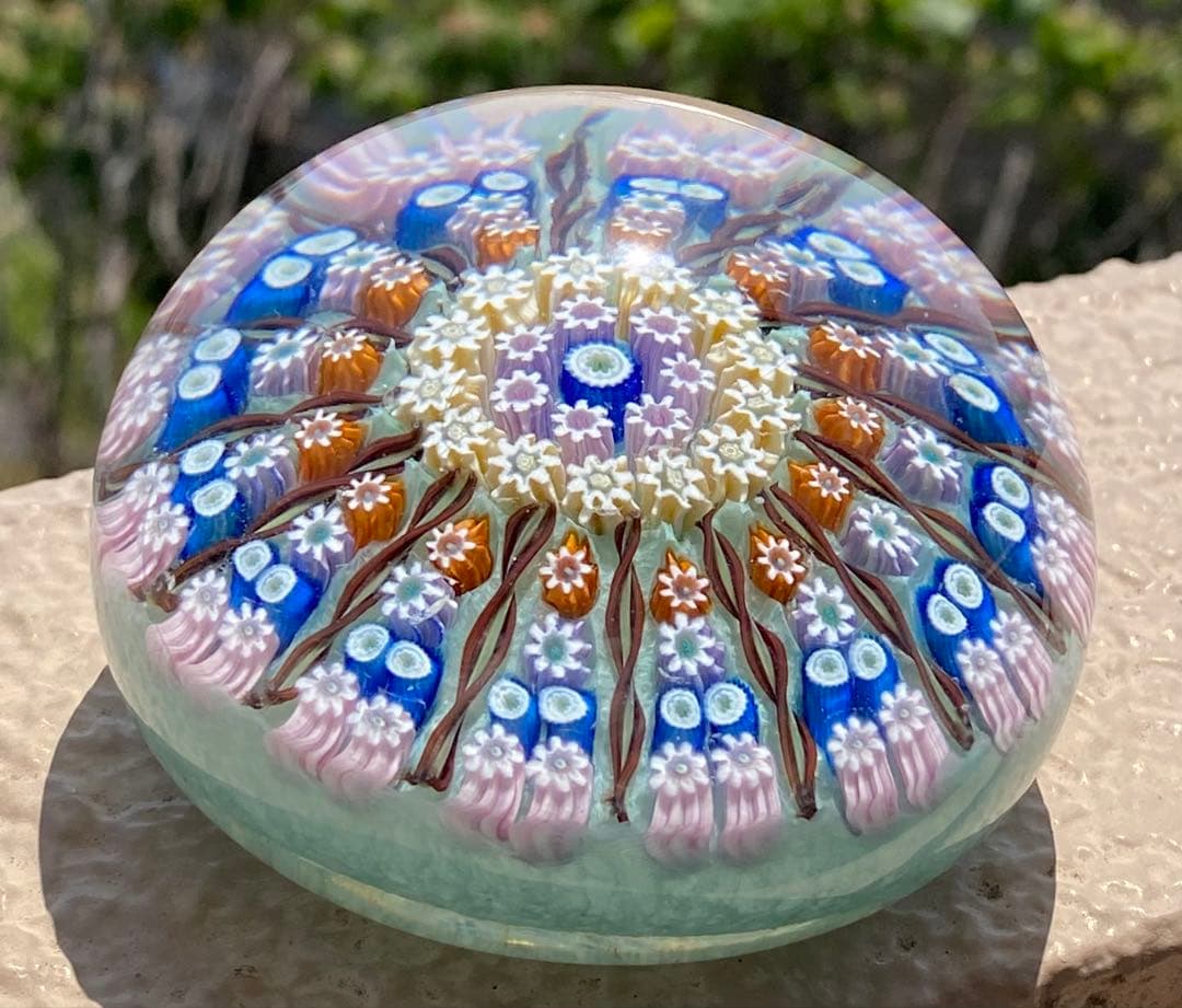 ☘️パースシャー☘️ ガラスペーパーウェイト　文鎮　スコットランド製　直径7.6㎝❣️