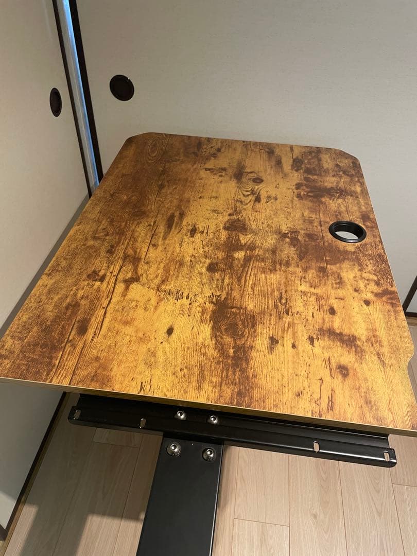 [美品] 電動式デスク 幅160cm メモリー機能付き