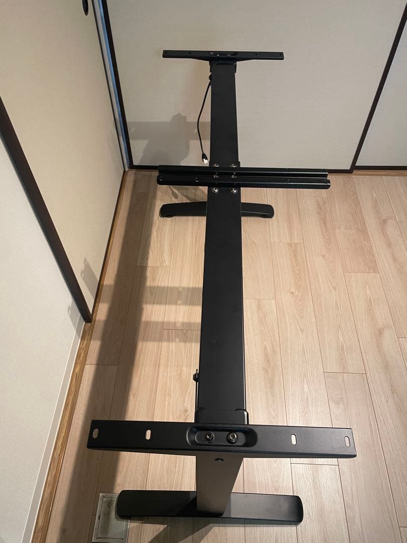 [美品] 電動式デスク 幅160cm メモリー機能付き