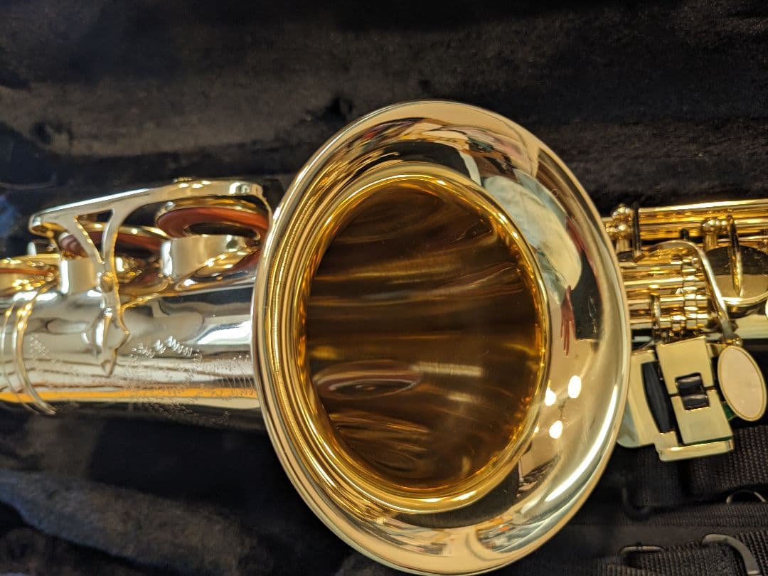 イシバシ楽器アルトサックス　ケース　DVD付き