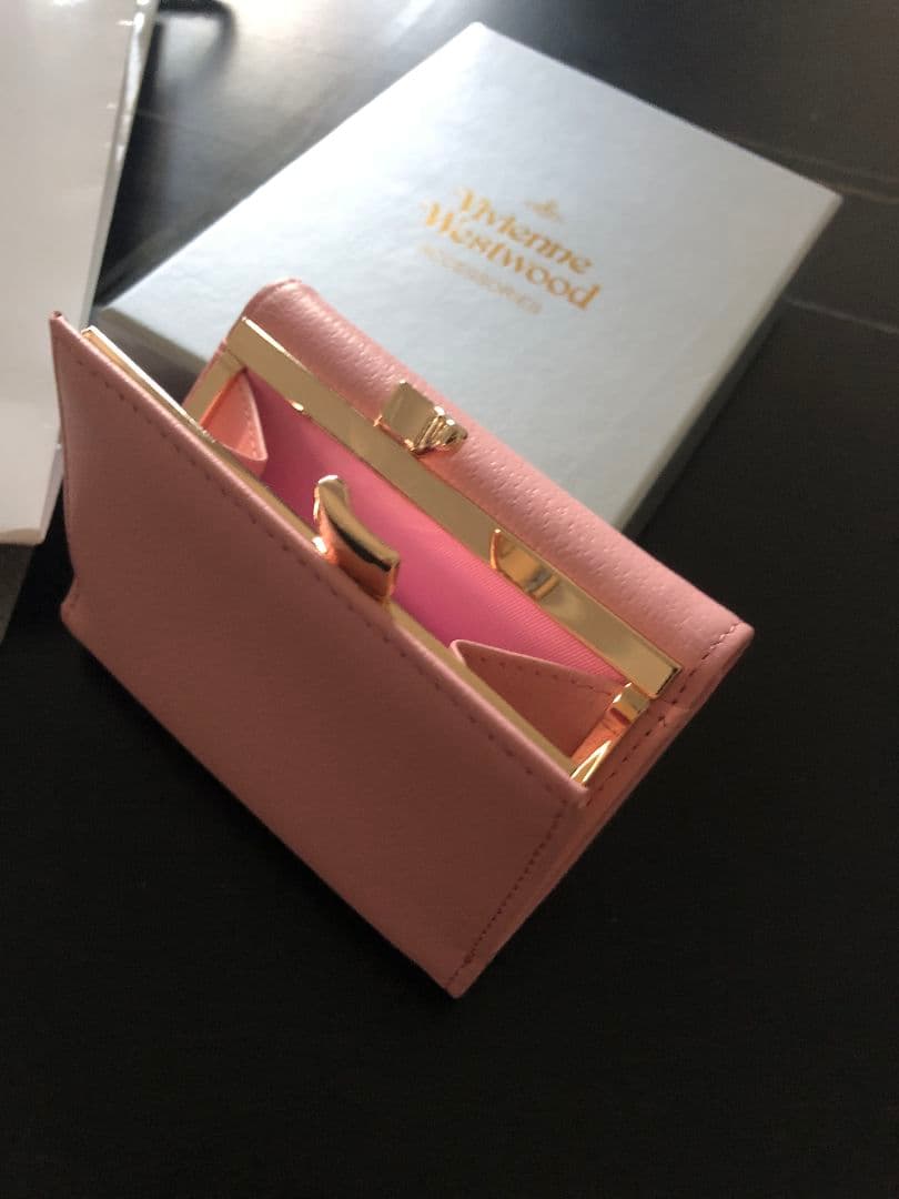 Vivienne Westwood ピンク三つ折り財布