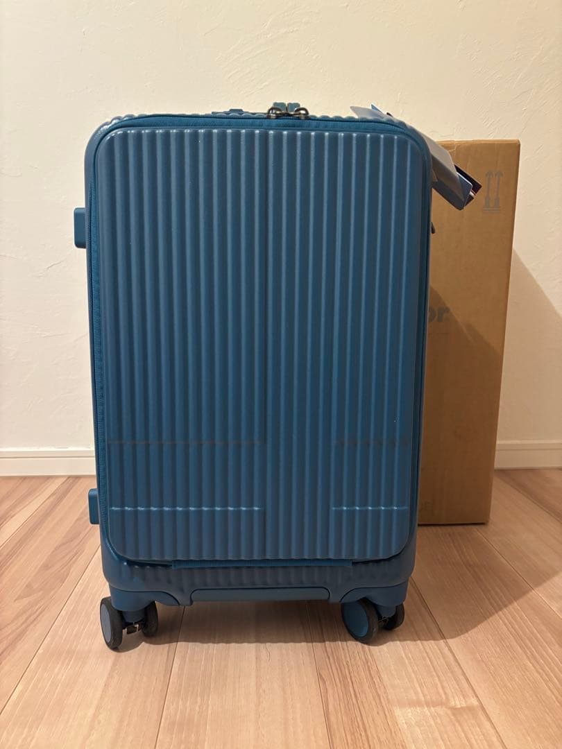 【美品】イノベーター 38リットル スーツケース