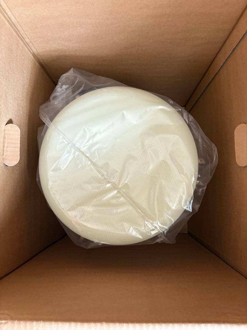 新品 未使用 AURALEE FRITZ HANSEN DOT STOOL