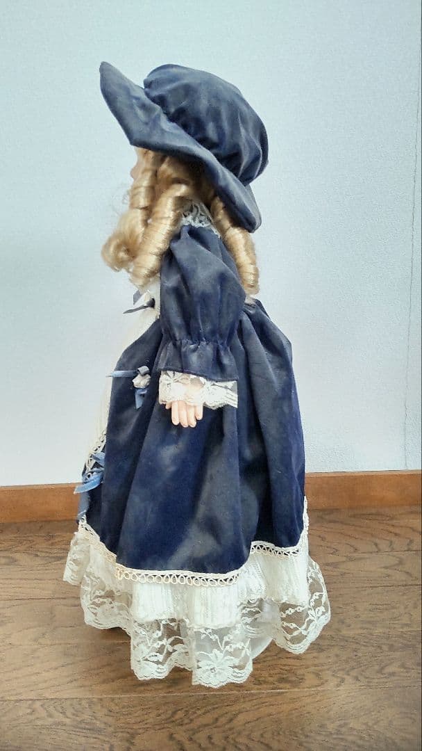 アンティークドール