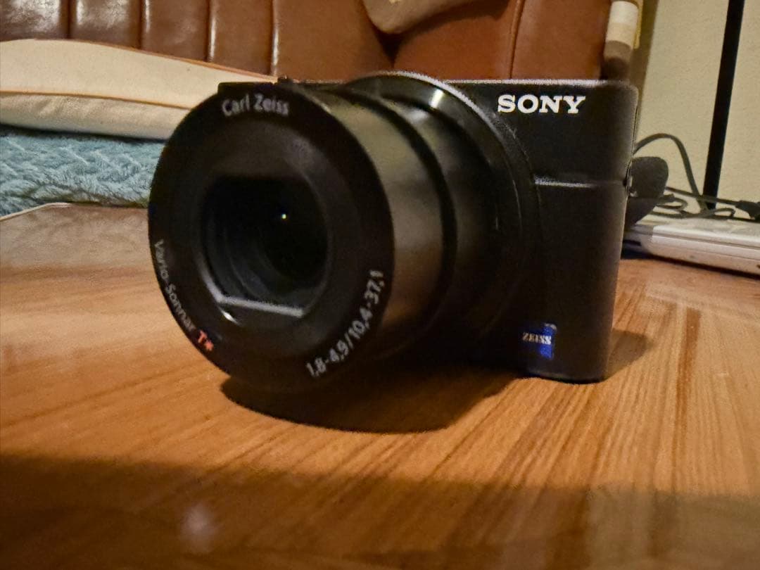 SONY DSC-RX100コンパクトデジタルカメラ