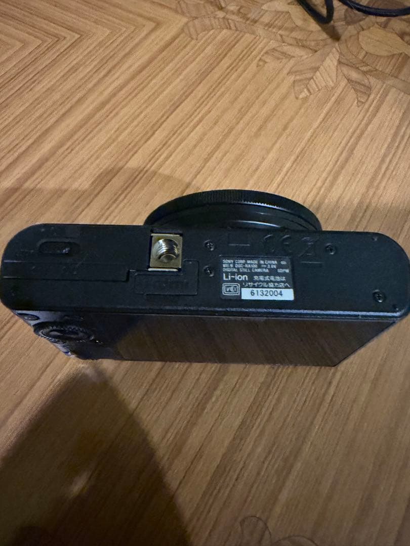 SONY DSC-RX100コンパクトデジタルカメラ