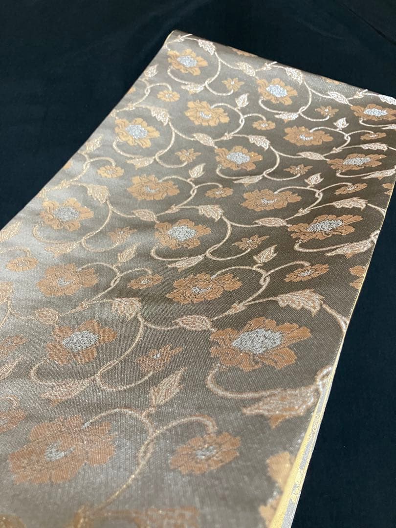 龍村晋謹製 袋帯 全通柄 正絹 牡丹唐草文 未使用 イ5793