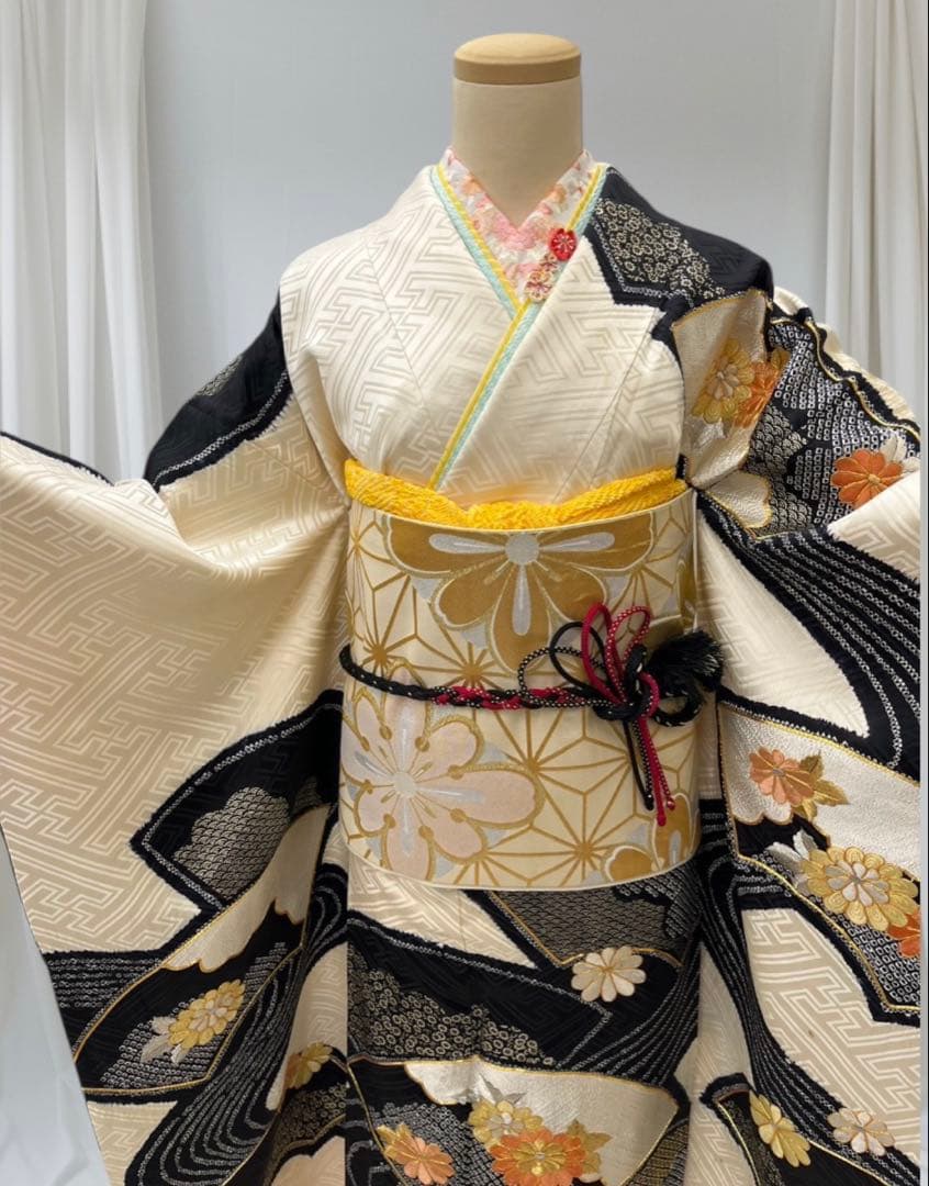 （8060）⌘（正絹）白黒︎✿絞り振袖フルセット ⌘