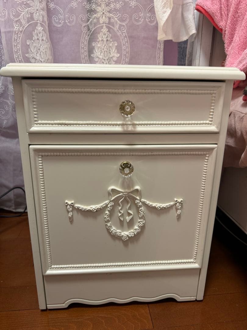 サイドチェスト　白　アンティーク