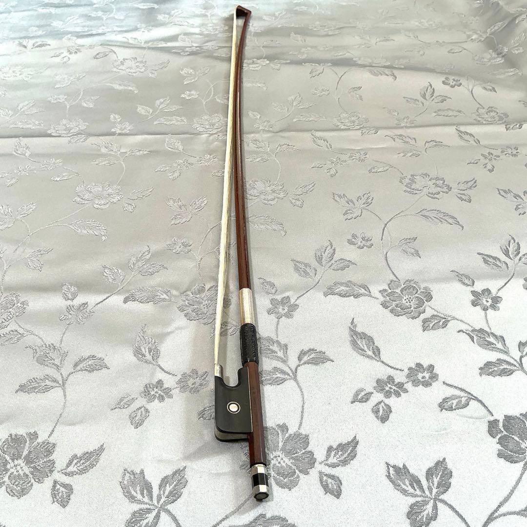 green_panda様　ヴィオラ弓　H.R.PFRETZSCHNER 真贋不明