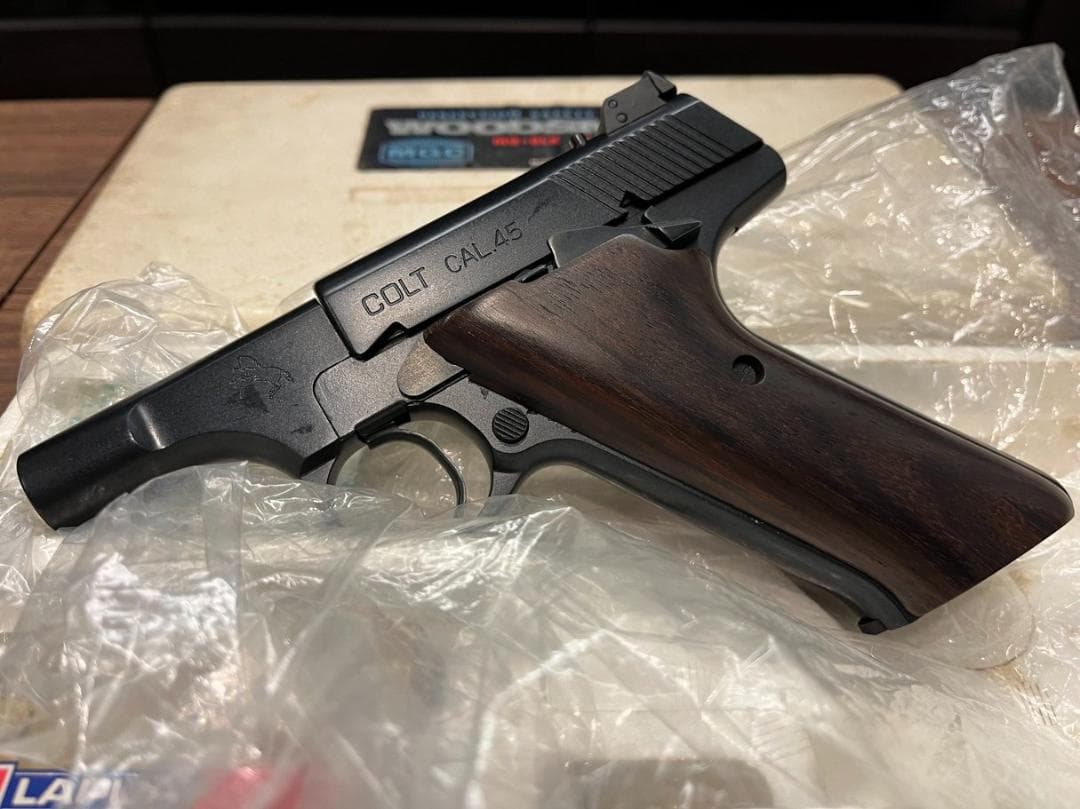 MGC製　COLT ウッズマン 飛葉タイプ 木製グリップ モデルガン